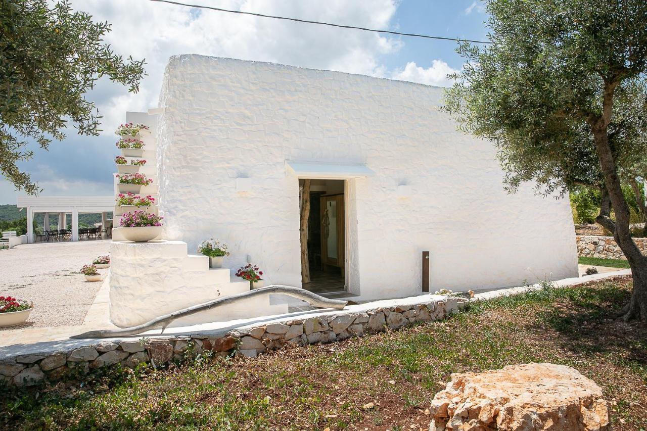 オストゥーニ Petranima Wellness In Trulli Bed & Breakfast エクステリア 写真