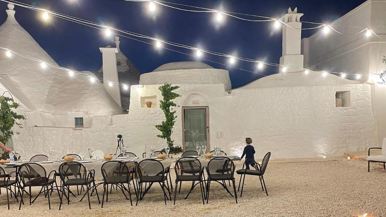 オストゥーニ Petranima Wellness In Trulli Bed & Breakfast エクステリア 写真