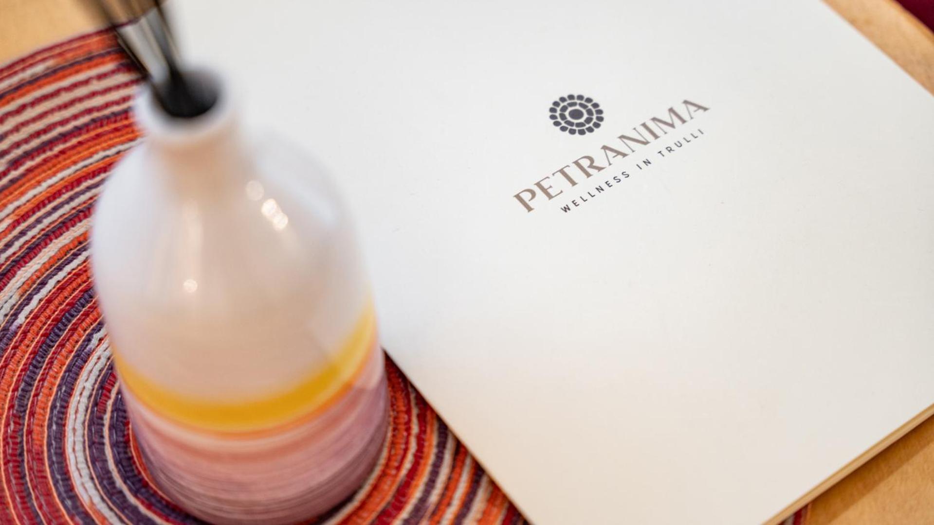 オストゥーニ Petranima Wellness In Trulli Bed & Breakfast エクステリア 写真