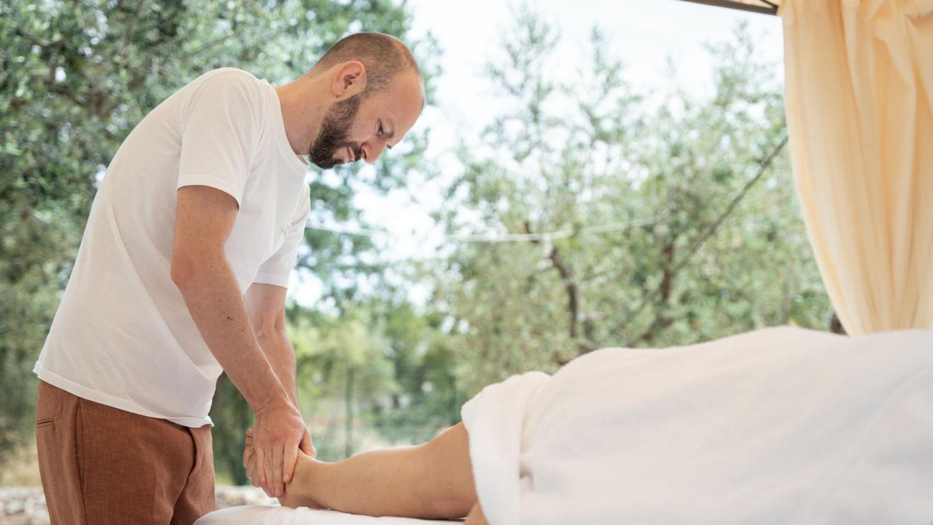オストゥーニ Petranima Wellness In Trulli Bed & Breakfast エクステリア 写真